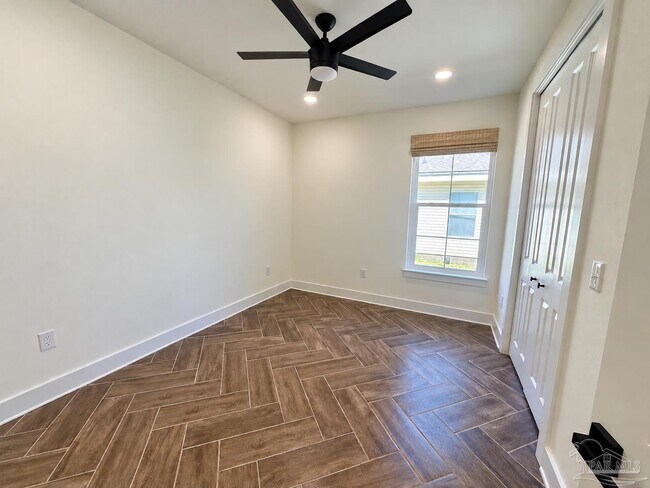 Building Photo - 1212 N Hayne St