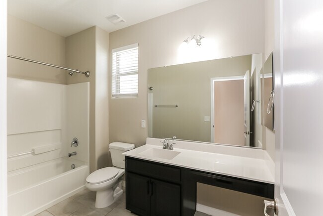 Building Photo - 6851 E Posada Cir
