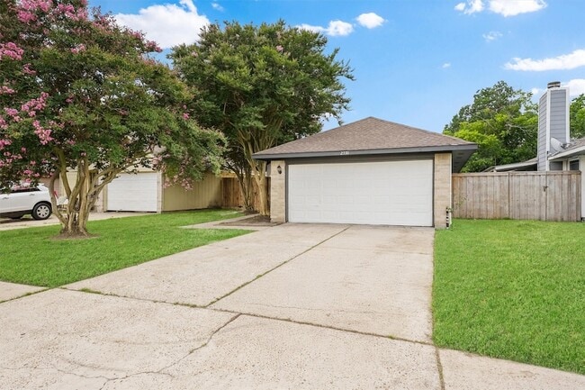 Building Photo - 23311 Pebworth Pl