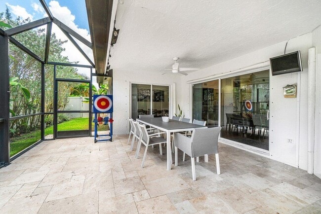 Building Photo - 2470 Sandstone Ct