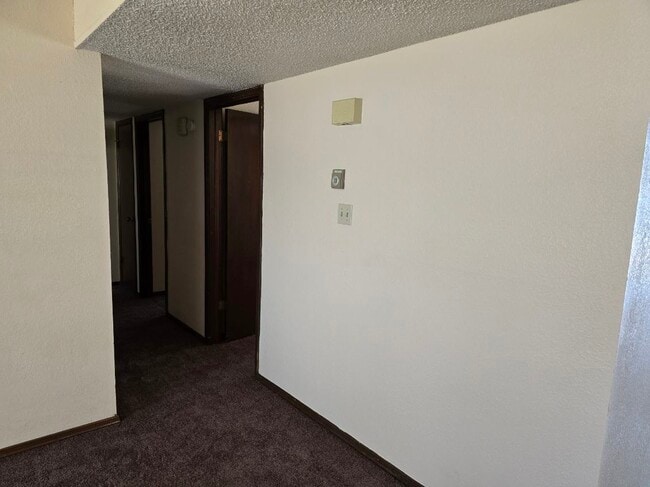Building Photo - 3540 Breckenridge Dr