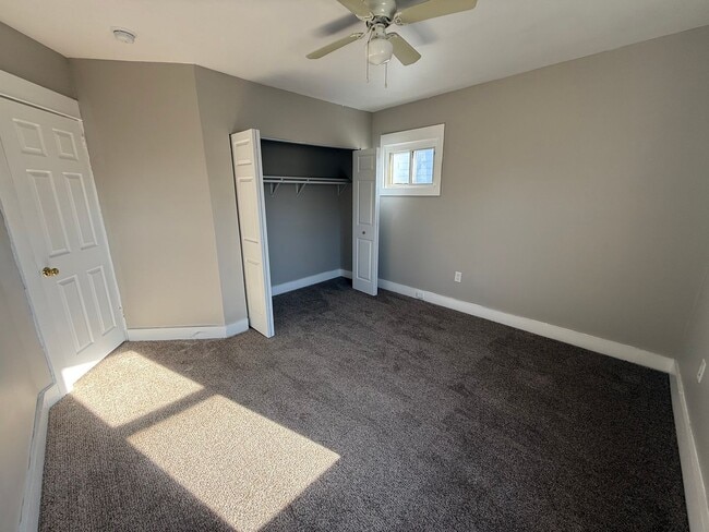 Building Photo - 4503 E 126th St