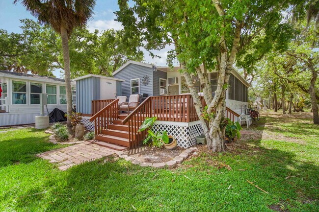 Building Photo - "Ramblers Rest Resort - 1 bed 1 bath home"