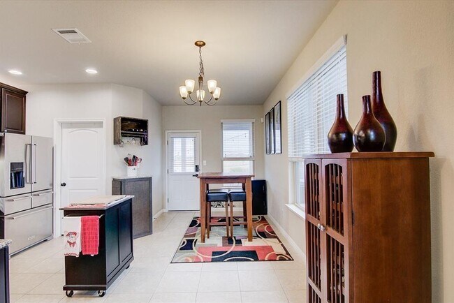 Building Photo - 13409 Larrys Ln
