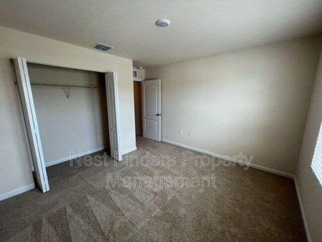 Building Photo - 268 Pasadena Dr