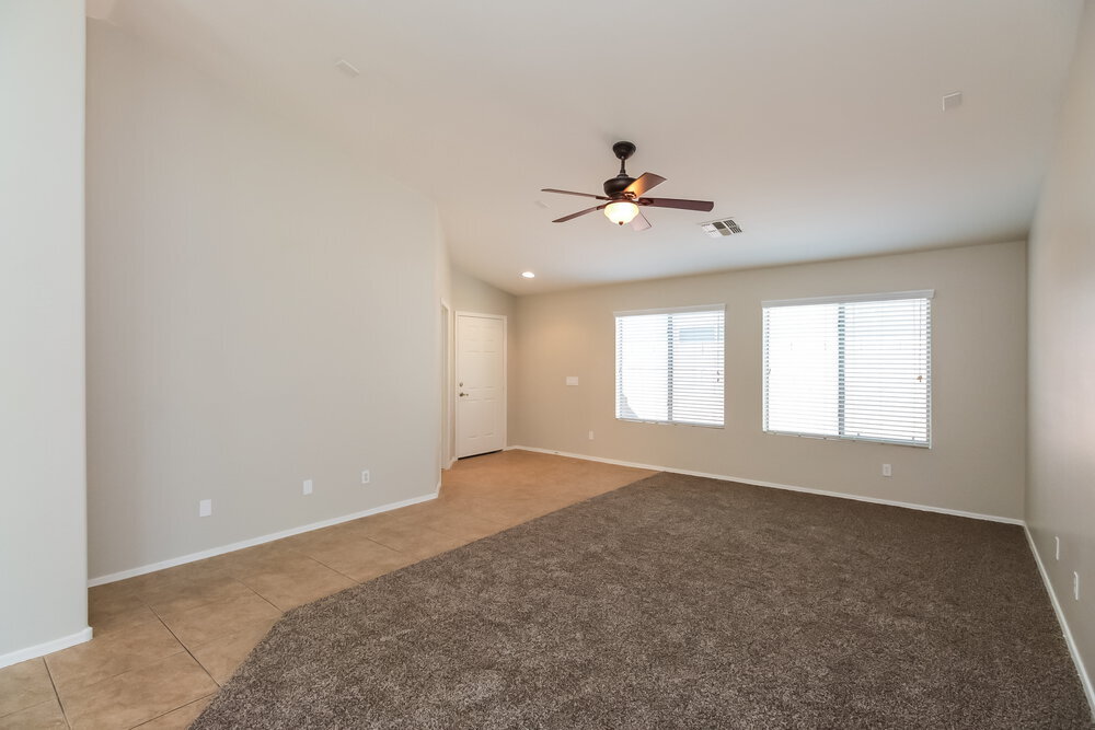 Building Photo - 1674 W Corriente Dr