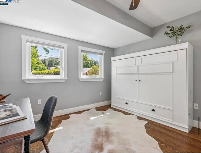 Building Photo - 161 Maiden Ln