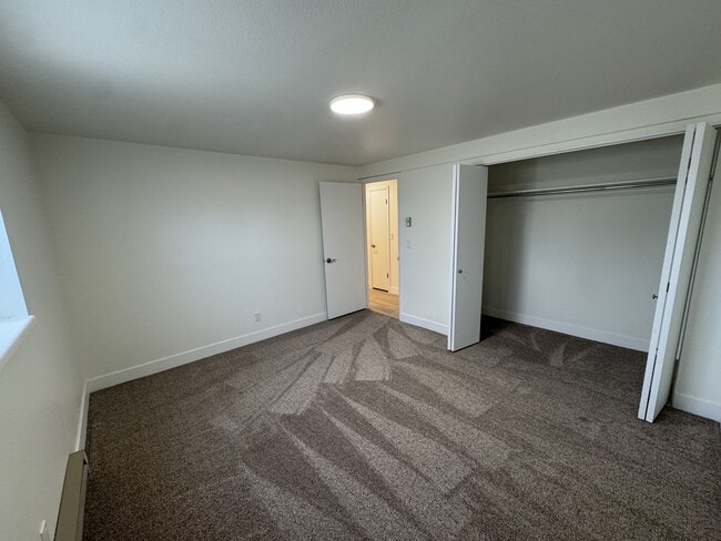 Building Photo - 267 S 300 E