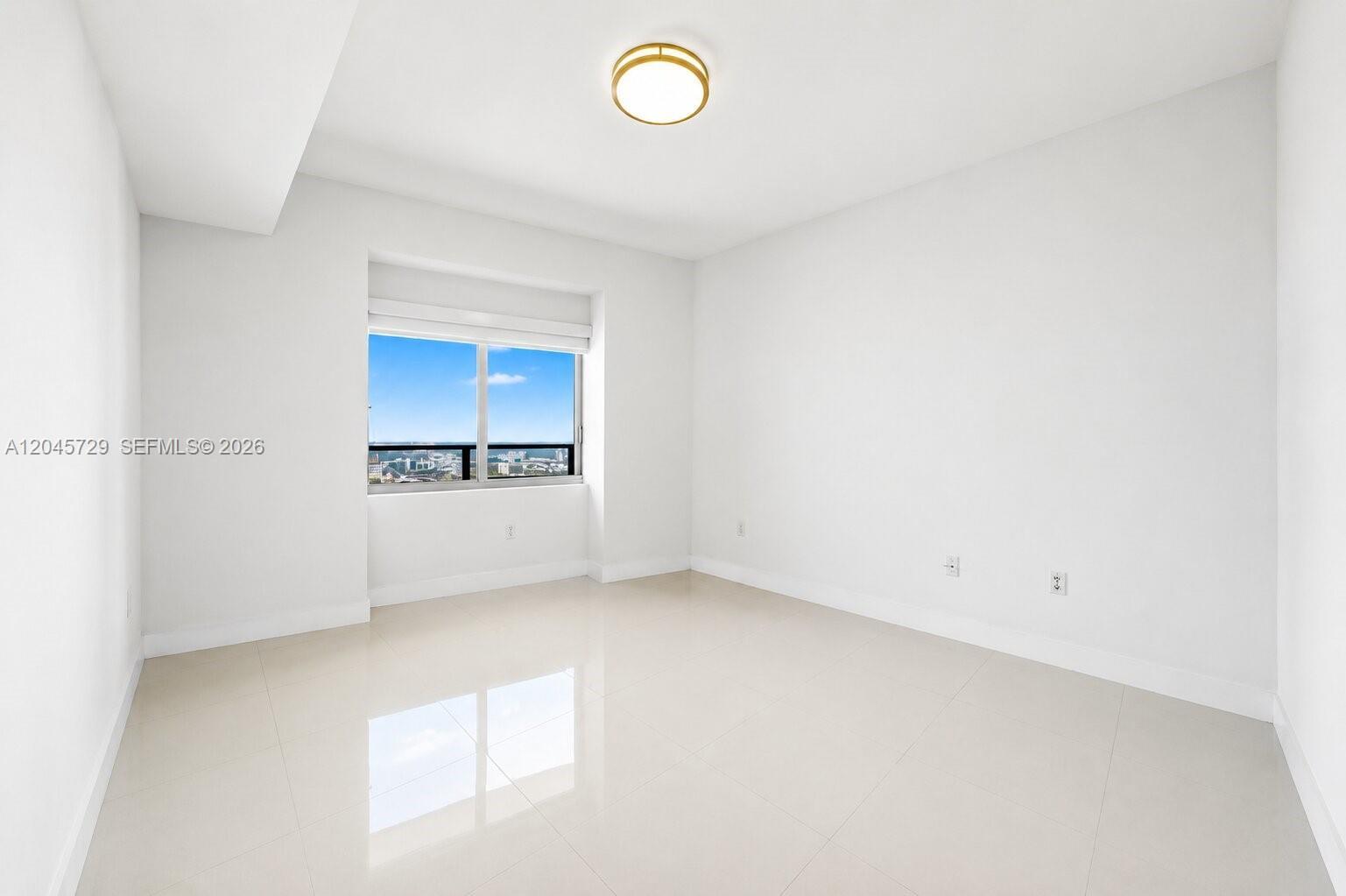 Building Photo - 1100 Biscayne Blvd
