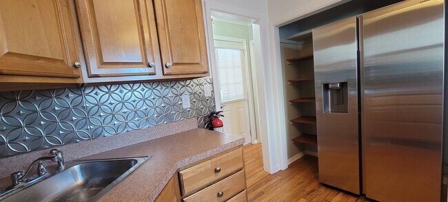 New beautiful convection oven and beautiful new refrigerator beautiful hardwood floors - 155 Atlantic Ave
