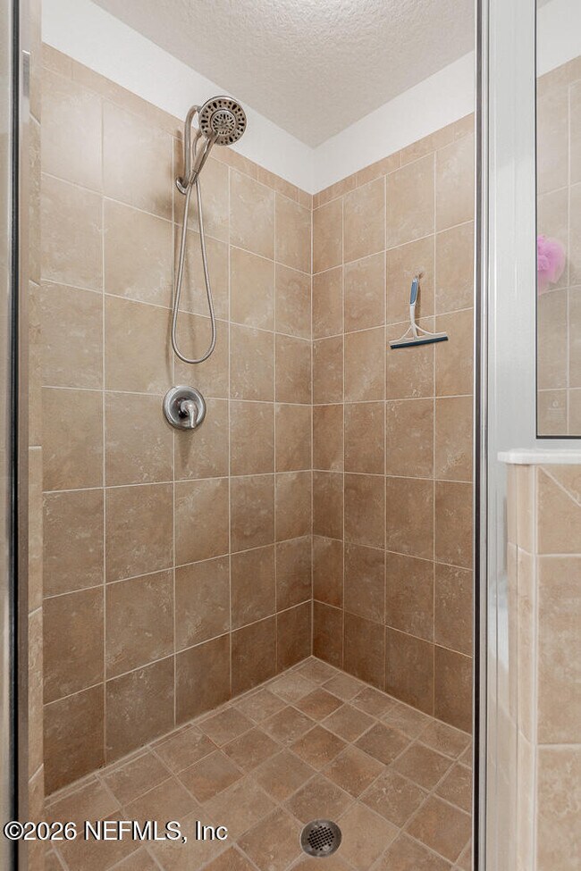 Building Photo - 16284 Hunters Hollow Trail