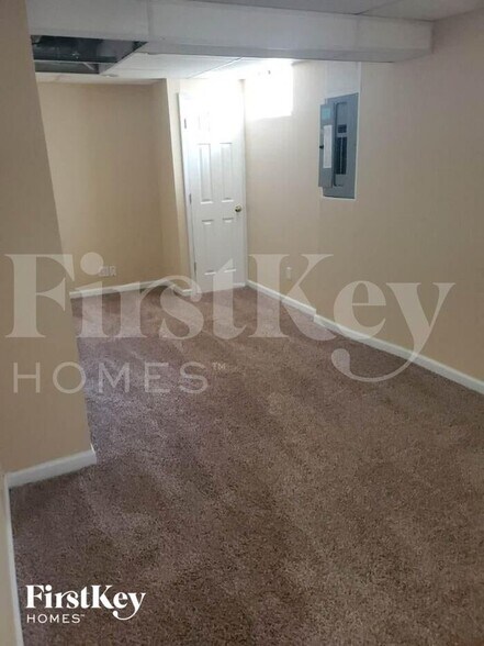 Building Photo - 4916 Rialto Ridge Dr