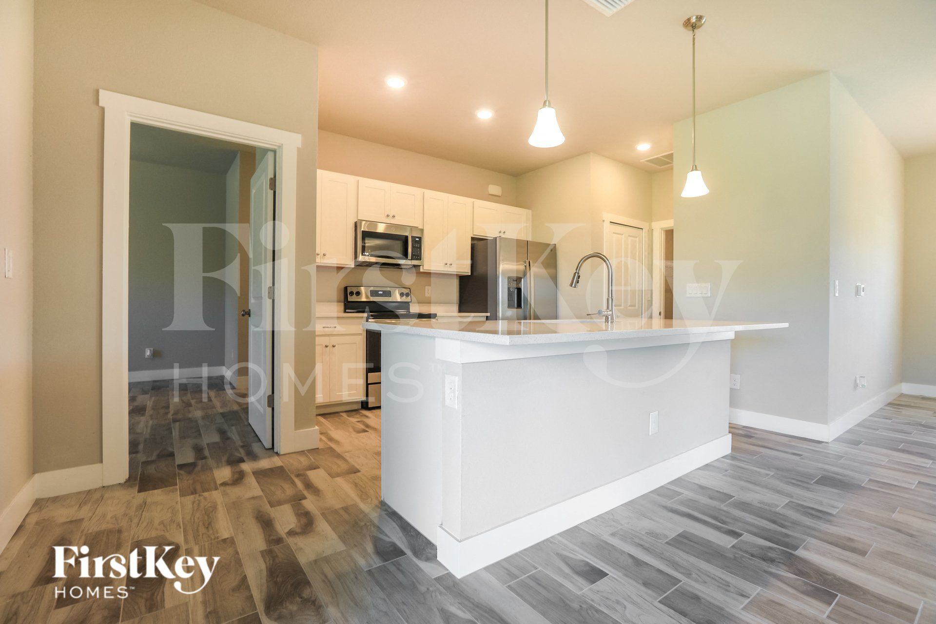 Building Photo - 5139 Cromey Rd