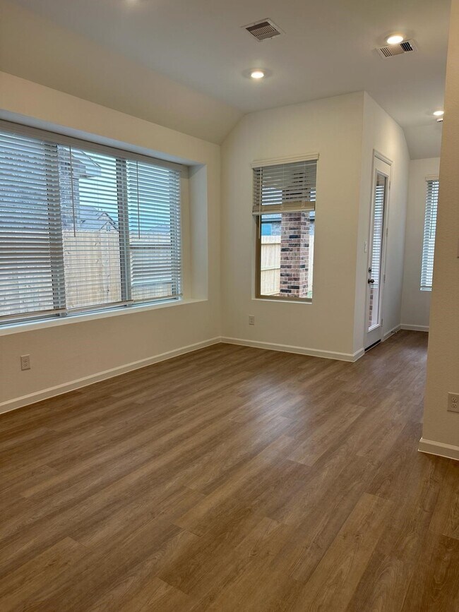 Building Photo - 27034 Golden Isle Ln