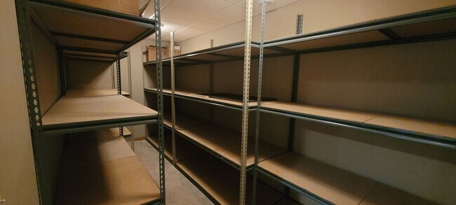 Building Photo - Beautiful 4 Bedroom Home Off of Lake Irving