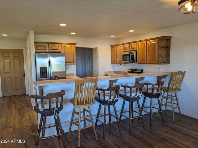 Building Photo - 705 W St Moritz Dr