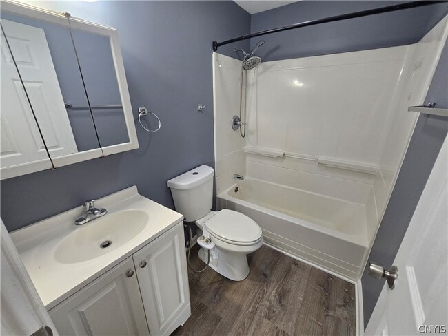 Building Photo - 2802 Lemoyne Ave