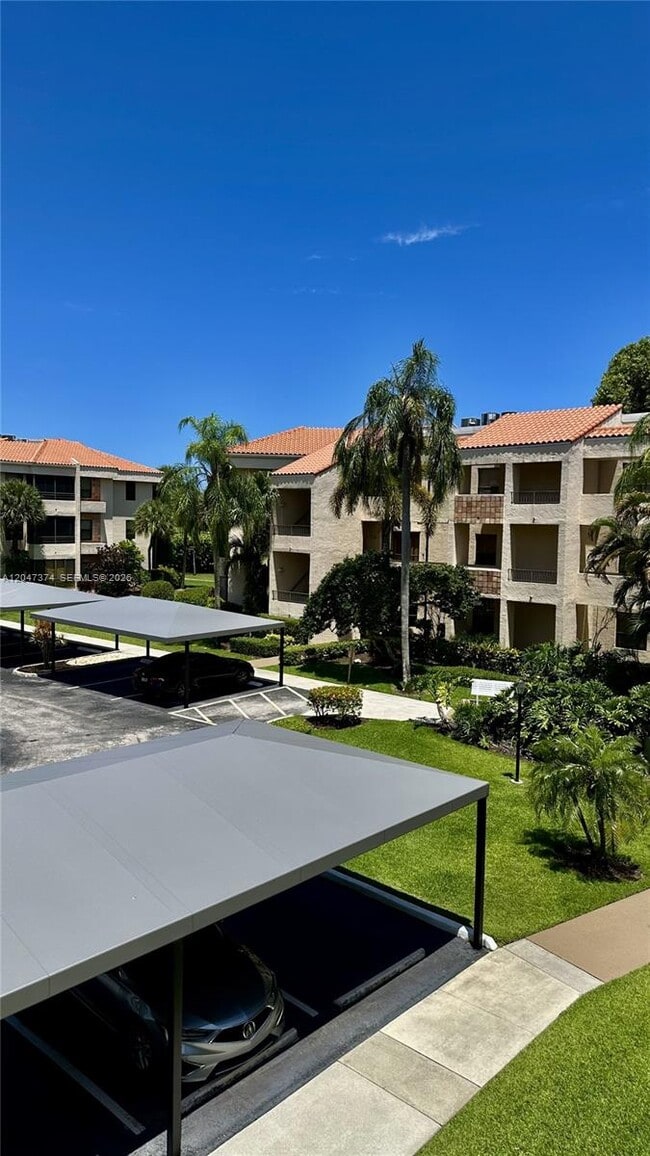 Building Photo - 7472 La Paz Blvd