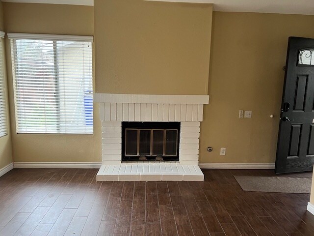 Living room Fireplace - 16285 Barbee St