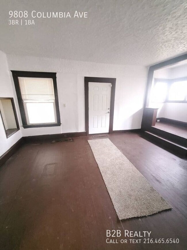 Building Photo - 9808 Columbia Ave