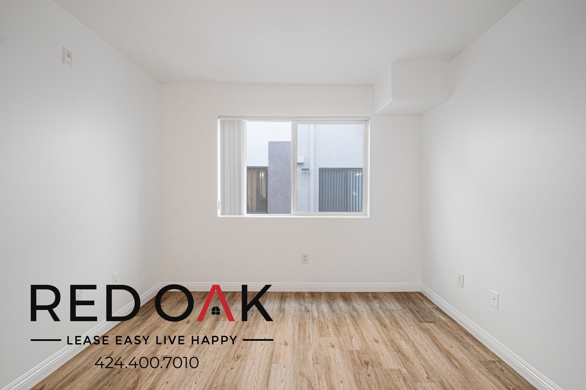 Building Photo - 326 S Westlake Ave