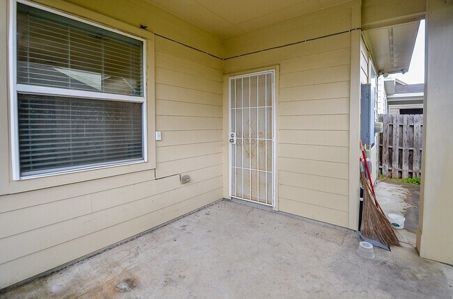 Building Photo - 14255 Garland Brook Dr