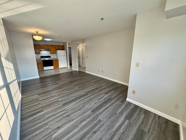 Building Photo - 20 Heaths Ct
