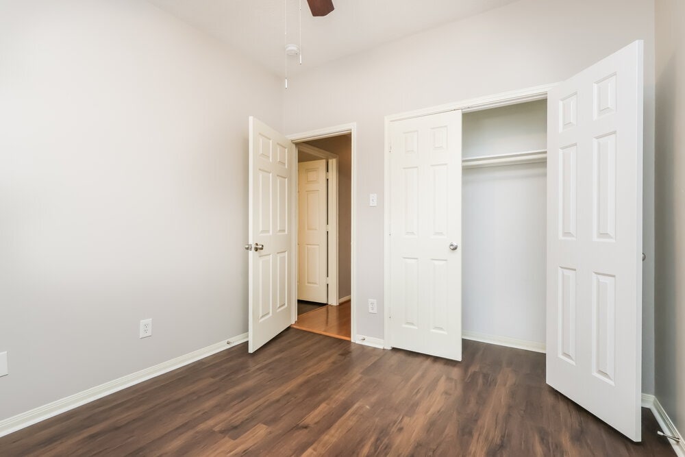 Building Photo - 30 Shimmer Pond Pl
