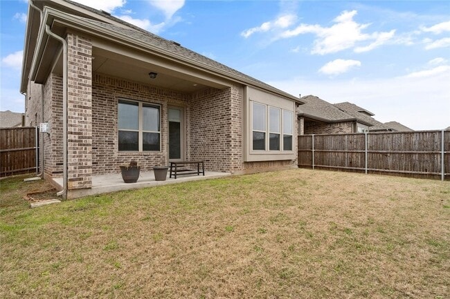 Building Photo - 717 Steppe Dr