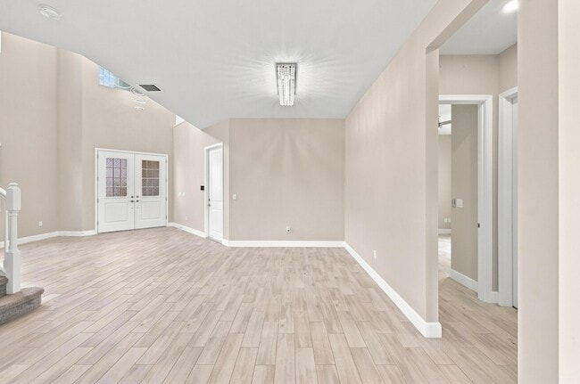 Building Photo - 5608 Macoon Wy