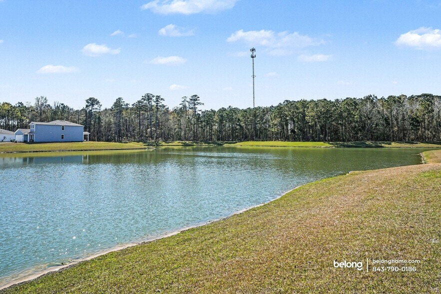 Building Photo - 1055 Sentinel Ct