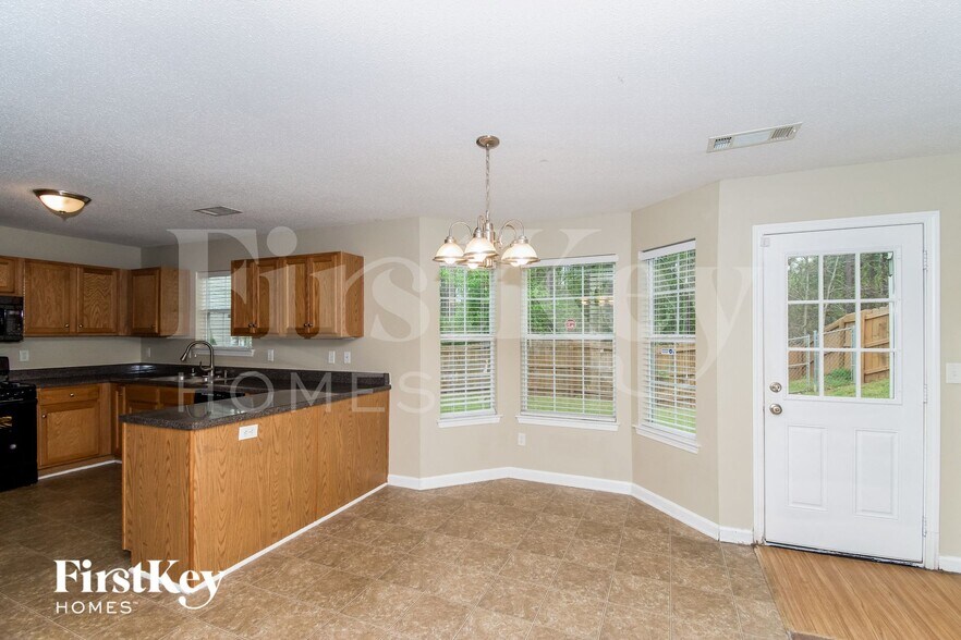 Building Photo - 4504 Gilder Circle