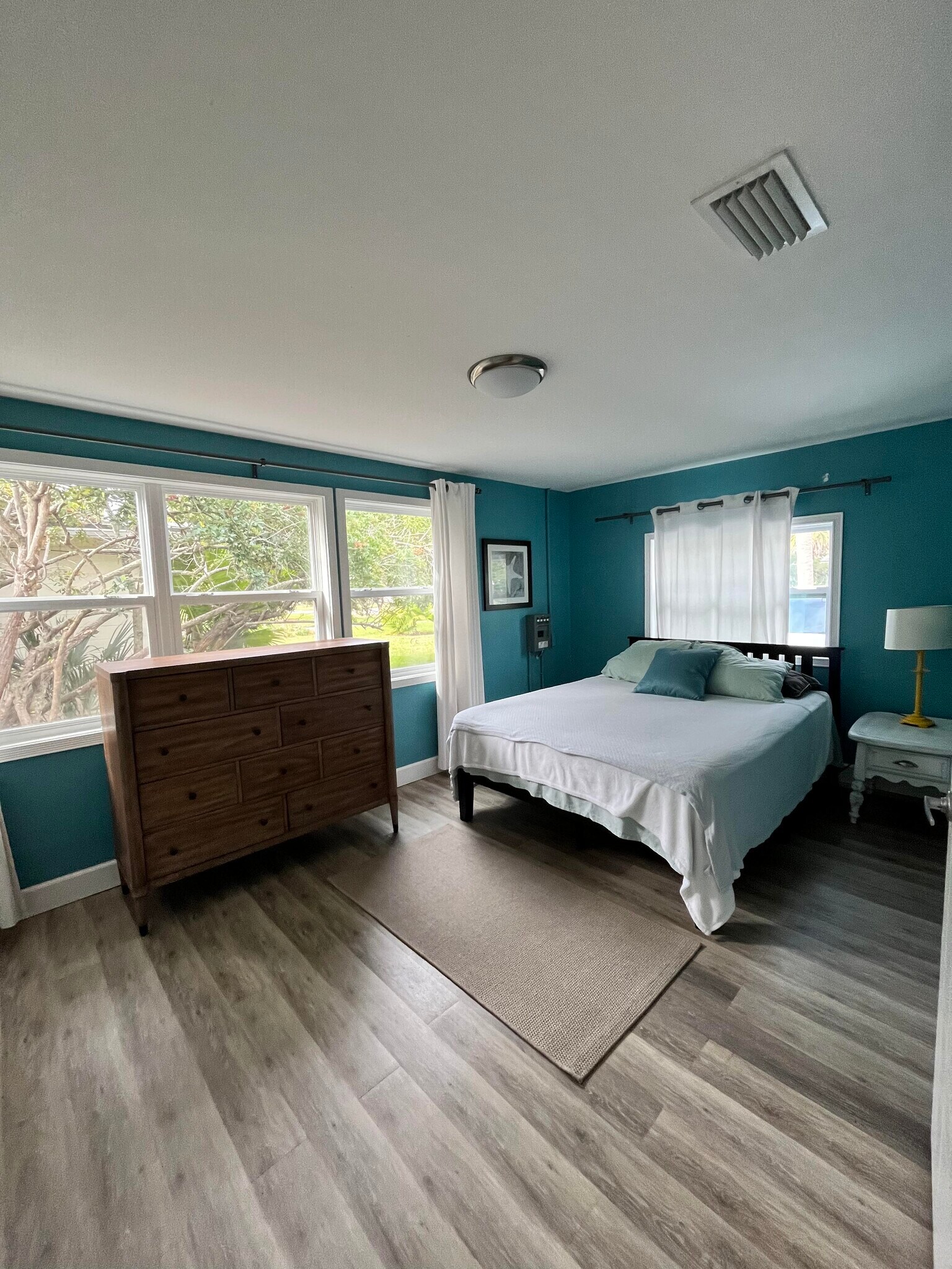 Building Photo - 144 Menendez Rd