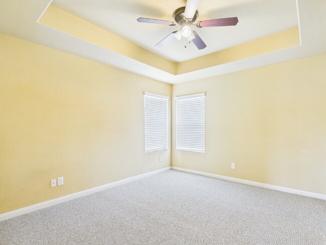 Building Photo - 3-Bedroom Retreat with 2.5 Baths in Freder...