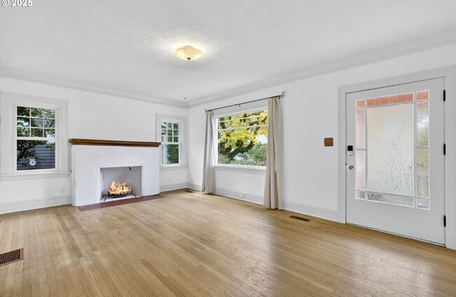 Building Photo - 3748 NE 23rd Ave