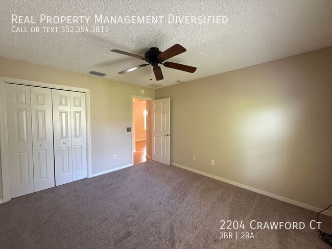 Building Photo - 2204 Crawford Ct