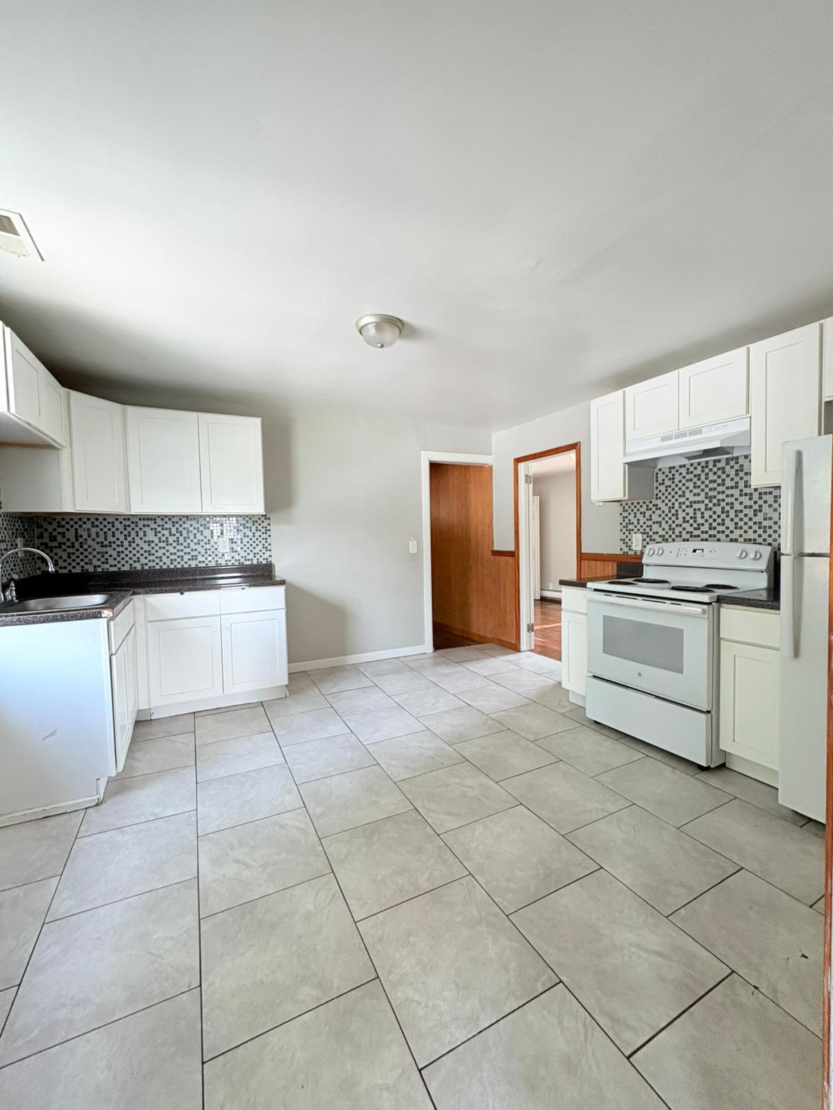 Building Photo - 93 Wharton Pl