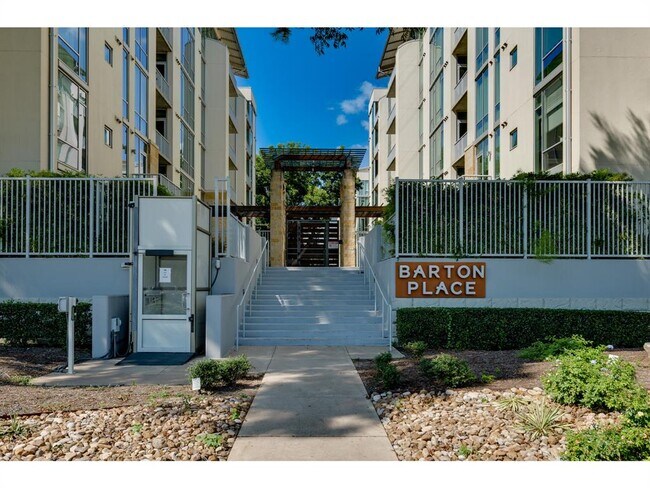 Building Photo - 1600 Barton Springs Rd