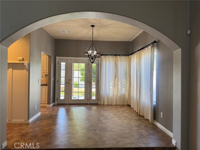 Building Photo - 1990 Willowbrook Dr