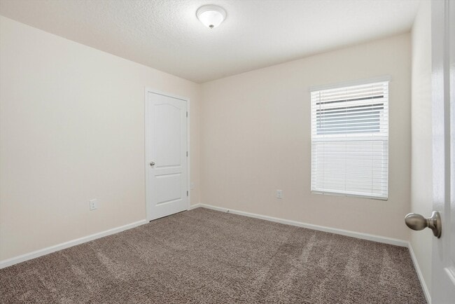 Building Photo - 7862 Meadow Walk Ln