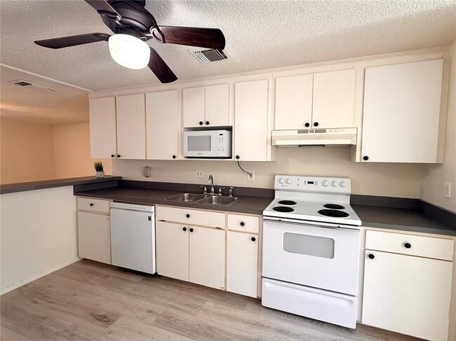 Building Photo - 4107 78th St W