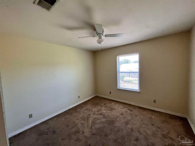 Building Photo - 9489 Sunnehanna Blvd