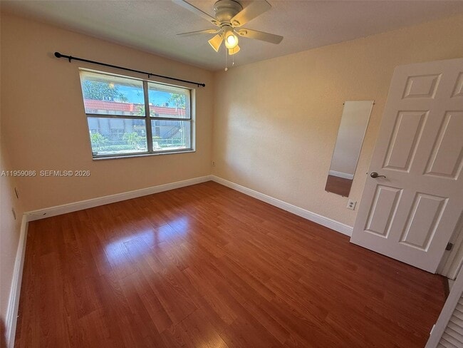 Building Photo - 10511 SW 108th Ave