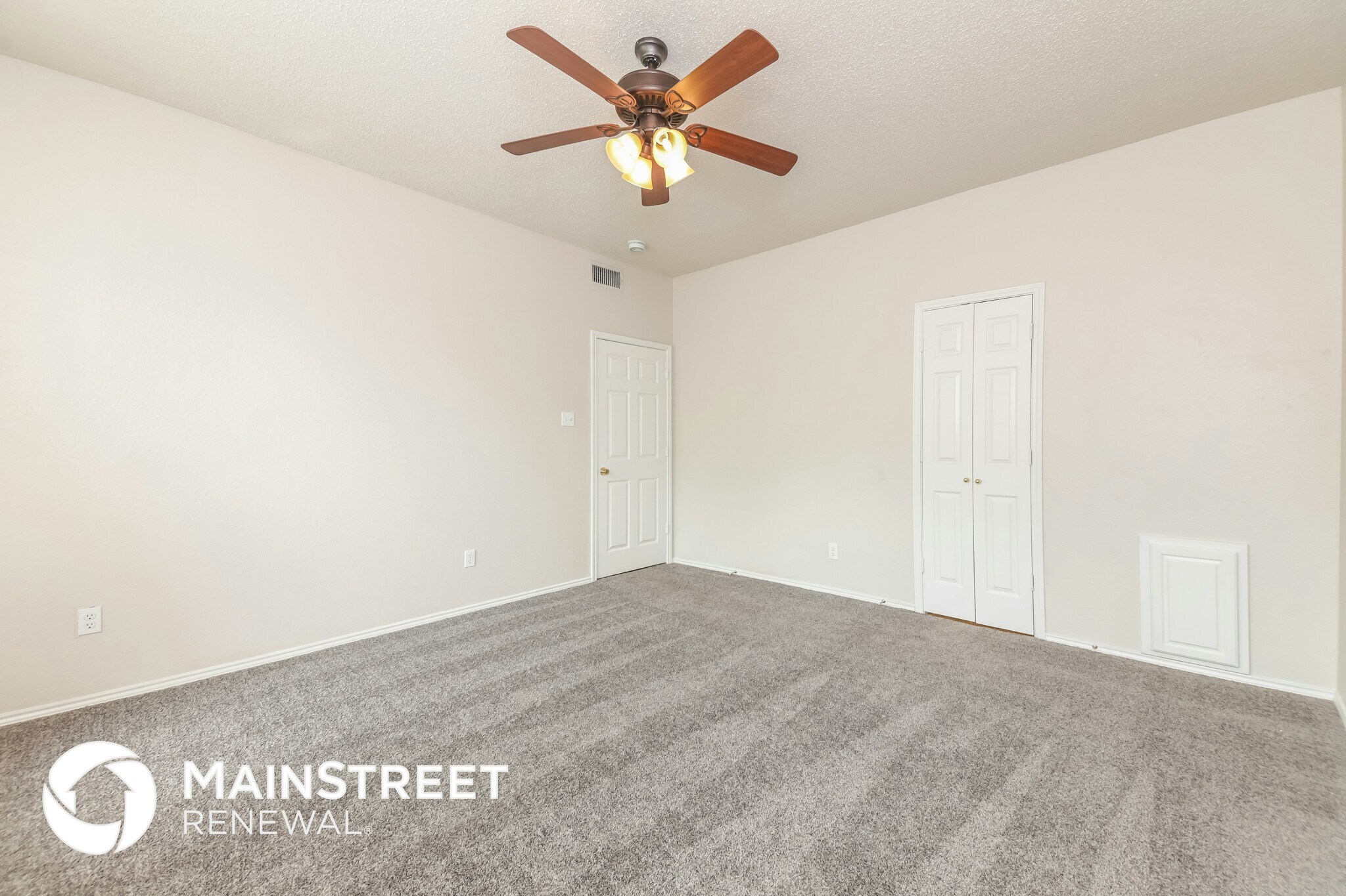 Building Photo - 204 Parkway Ct