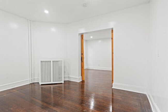 Building Photo - 56 Highwood Terrace
