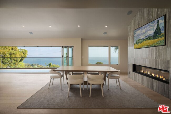 Building Photo - 4782 Encinal Canyon Rd