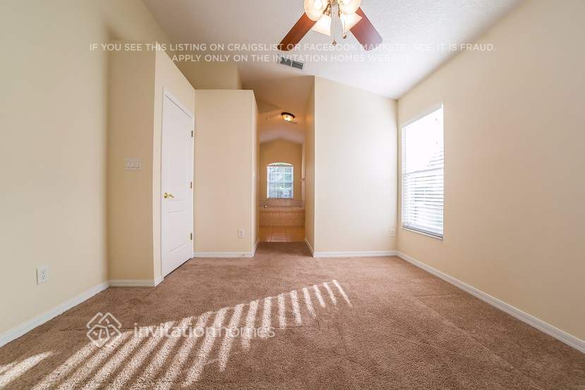 Building Photo - 3051 Brighton Rd