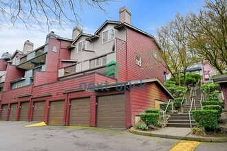Building Photo - Charming 2-Bed Townhouse Retreat in Bothell with 2.5 Baths – Your Perfect Sanctuary Awaits!