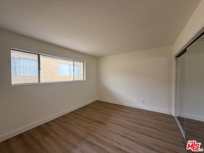 Building Photo - 523 Ashland Ave