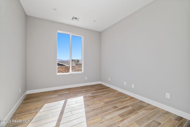 Building Photo - 1308 Rockwood Dr